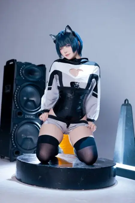 爆机少女喵小吉
